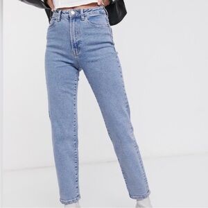 Stradivarius Slim Fit High Waist Mom Jeans 4 Medium Wash